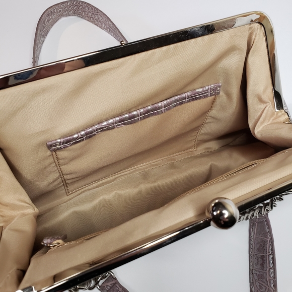 Nine West Faux Croc Iridescent Lavender Chain Clasp Shoulder Purse NWOT - Picture 11 of 12